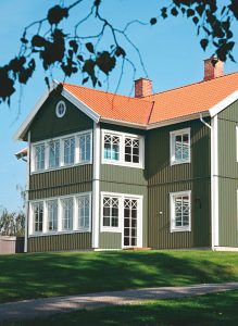 Stadig flere finner frem grønnfargene som utendørsfarge igjen.