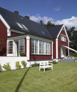 Varme og historiske farger til røde hus