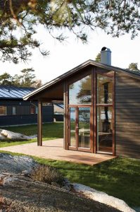 Trebitt-0676-Tjaerebrun-0682-Kastanje