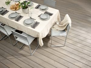 TREBITT-Terrassebeis-90029-Naturlig-Sølvgrå.