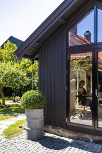 Jotun 0734 Brunsvart