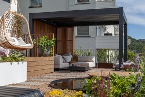 Pergola beiset med Trebitt terrassebeis i fargen 9053 Honning