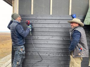 Ferdigmalt kledning fra Gausdal Treindustrier malt med DRYGOLIN Nordic Extreme