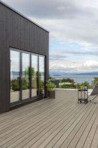 Trebitt terrassebeis Shimmergrå